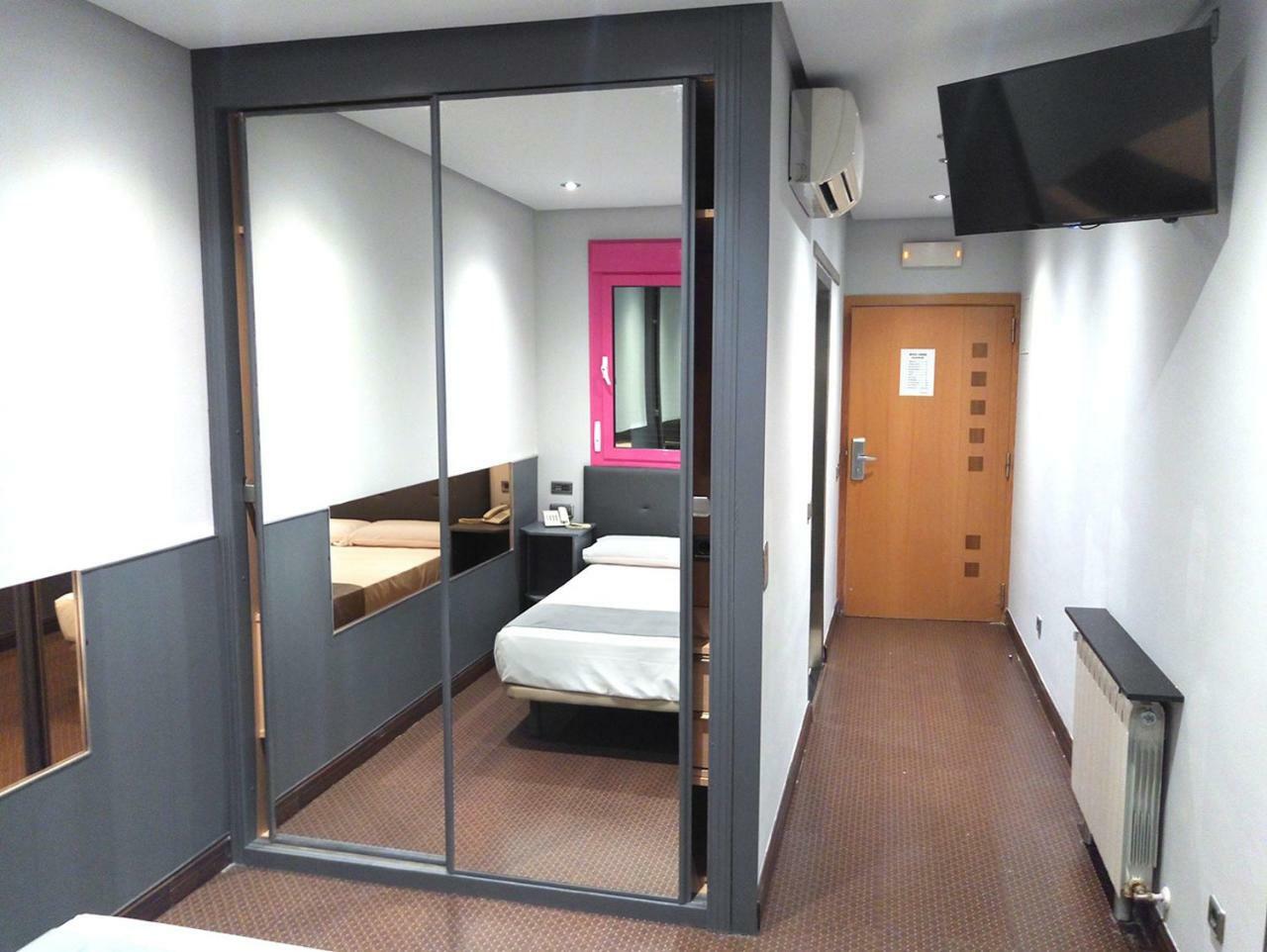 Hotel Fabrik أومانيس ديه مدريد المظهر الخارجي الصورة
